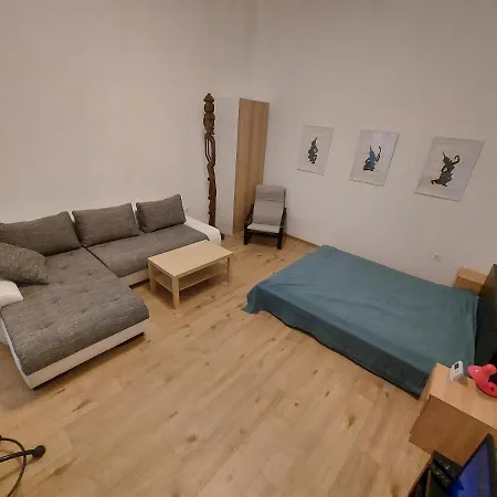 The Only Way Is Up! Apartment *